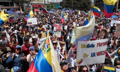 Cientos de venezolanos piden el fin del chavismo