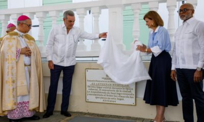 Abinader y Raquel Peña encabezan develación de tarja del primer cementerio de Santiago