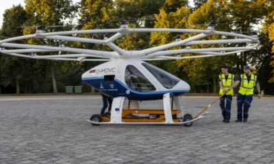 Realizan un vuelo experimental del taxi volador en Versalles